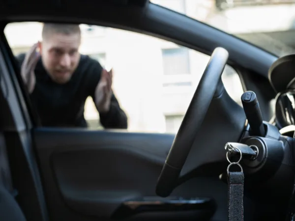 Car lockout service Atlanta GA — Open Sesame Locksmith opens any vehicle fast, 24/7